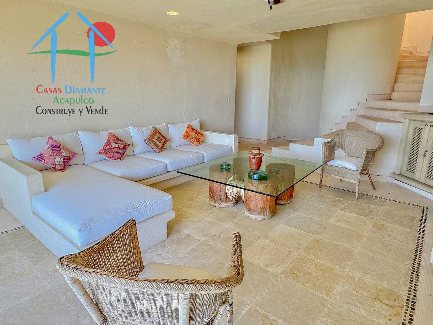 Cascada 8 - Sala de televisión 5